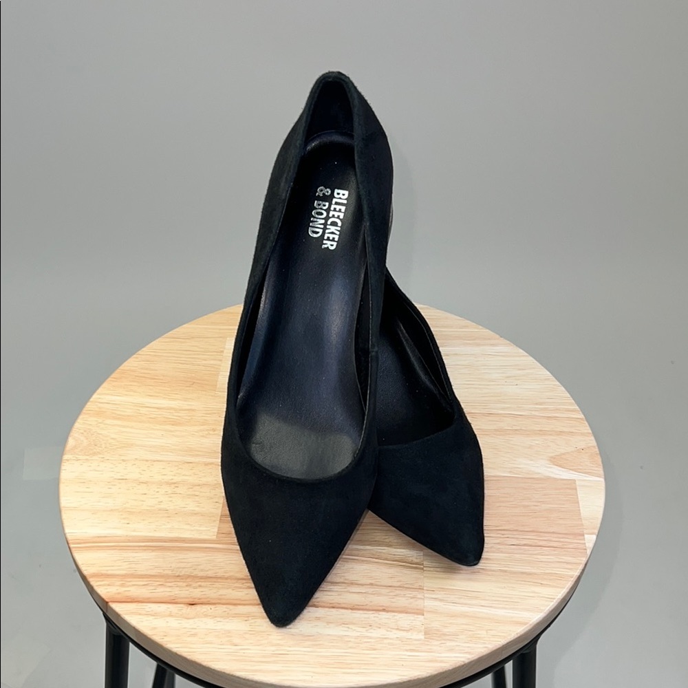 Bleeker and Bond Yasmine Chic Dressy Feminine Black Bronze Block Heels Size 7.5